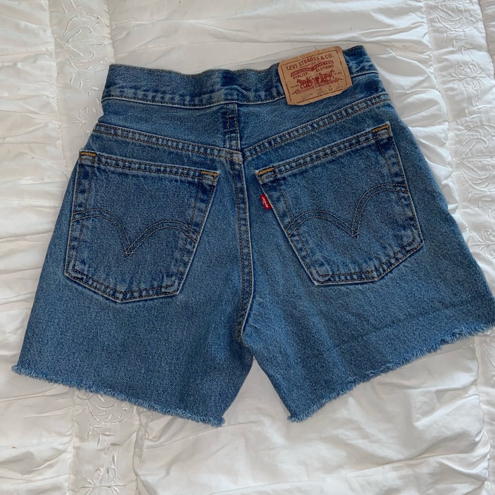 Vintage Levi’s cutoff shorts.